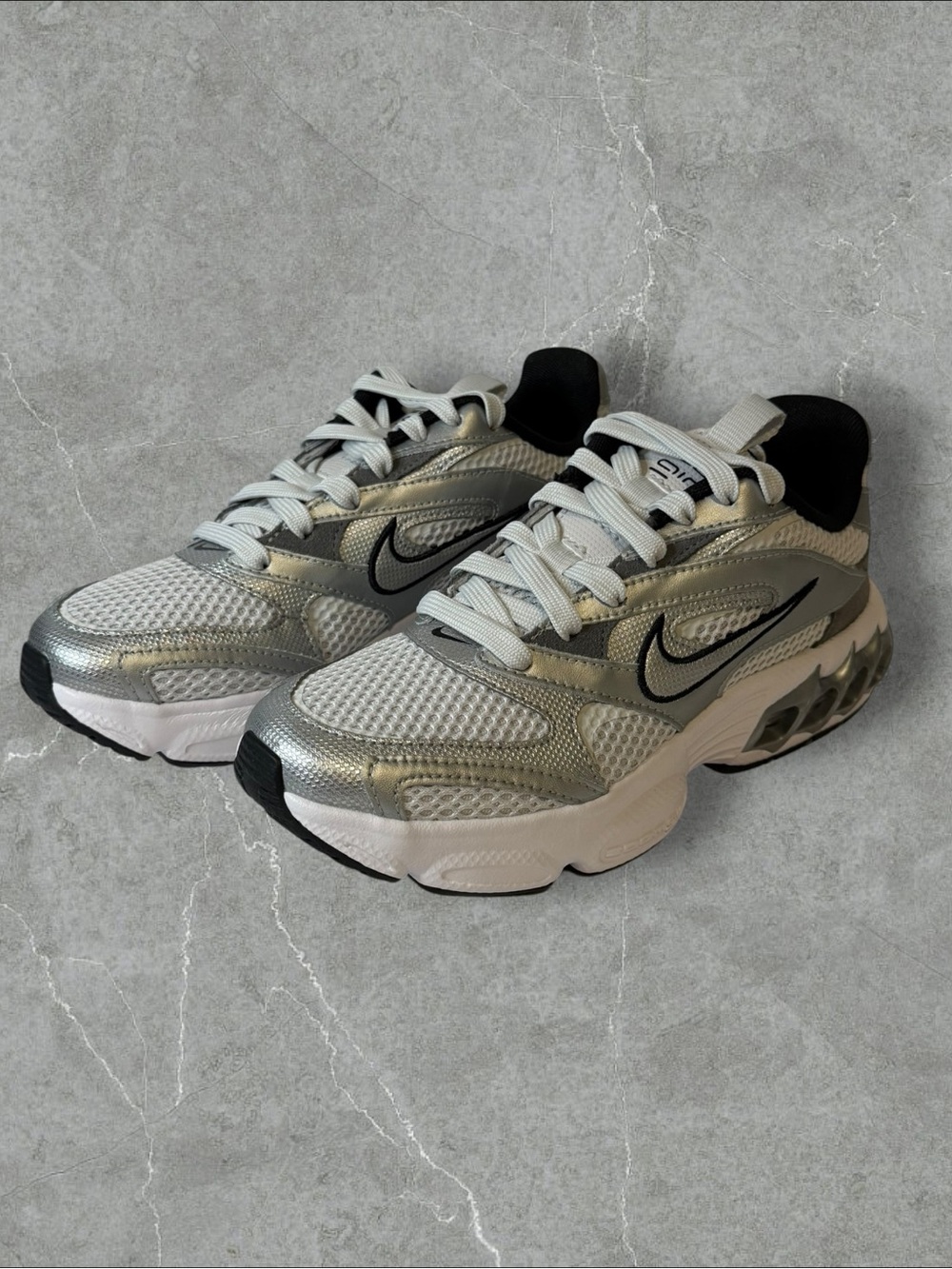 Nike Zoom air fire size 5.5W/4M